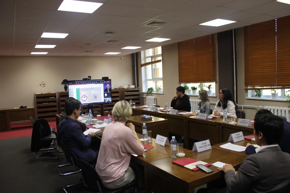 преподаватели кафедры международного права приняли участие в круглом столе «Актуальные вопросы преподавания международного гуманитарного права (МГП) в Казахстане»